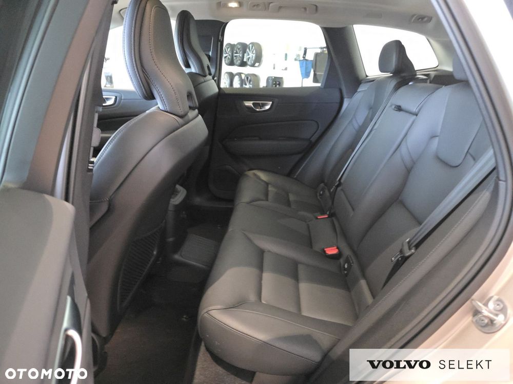 Volvo XC 60 - 21