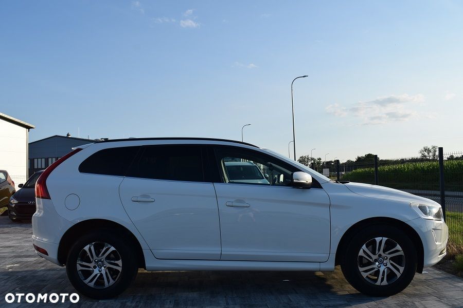 Volvo XC 60 D4 Geartronic Summum - 22