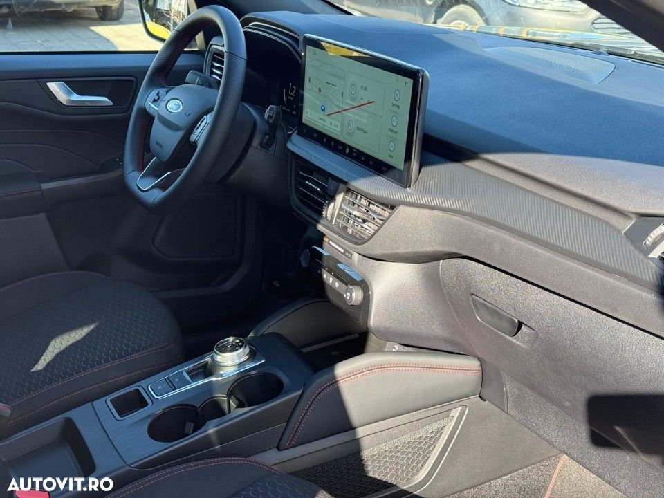 Ford Kuga 1.5 EcoBoost A8 FWD ST-Line - 13