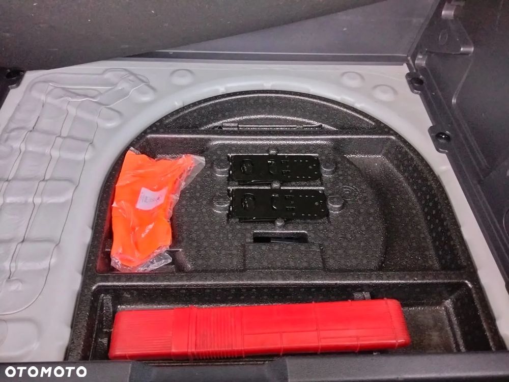 Peugeot 3008 1.6 THP Active - 18