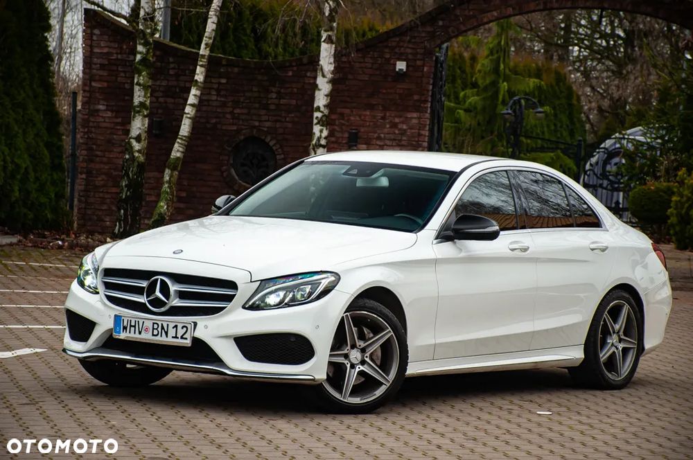 Mercedes-Benz Klasa C 200 7G-TRONIC AMG Line - 28
