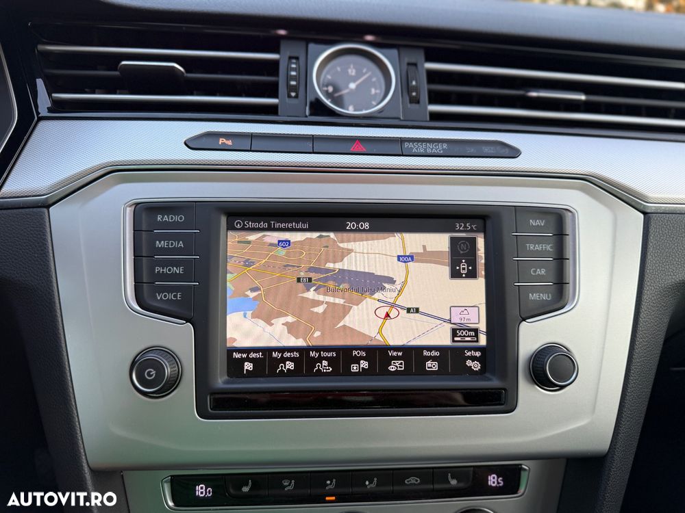 Volkswagen Passat 1.6 TDI (BlueMotion Technology) DSG Comfortline - 13