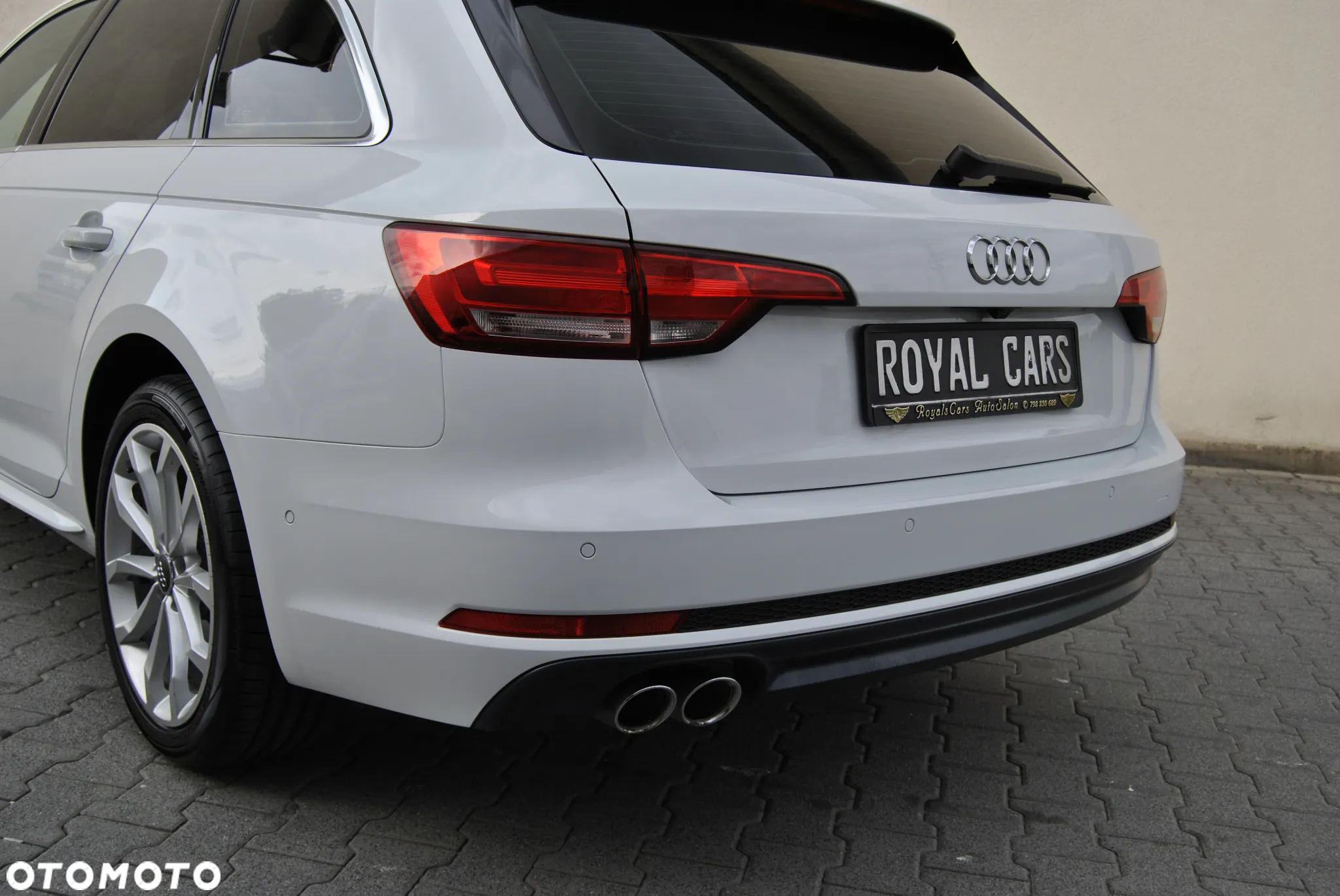 Audi A4 Avant 2.0 TDI ultra S tronic sport - 12