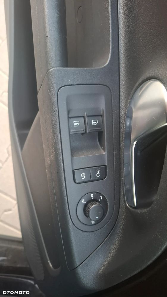 Volkswagen up! Start-Stop special black pearl - 25