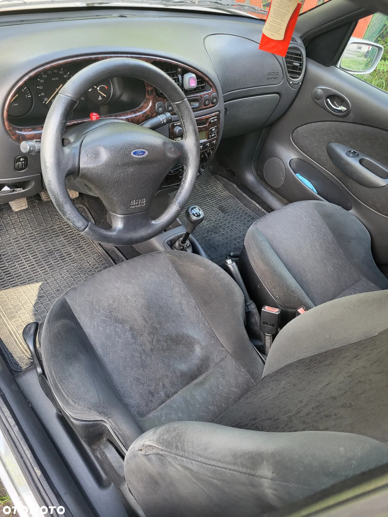 Ford Fiesta - 4