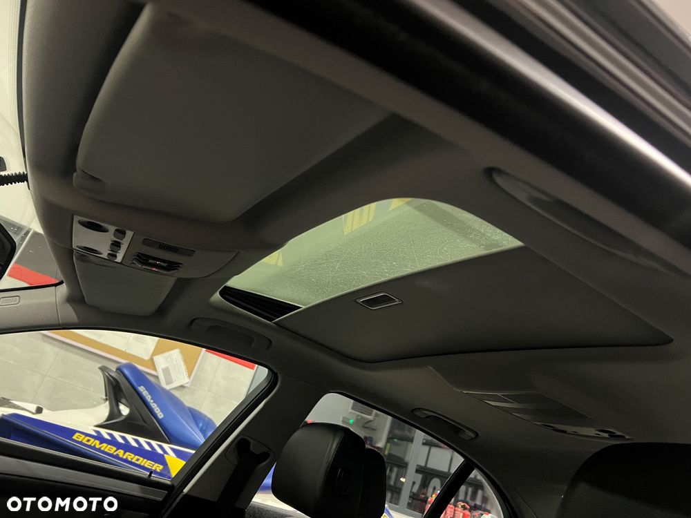 BMW Seria 5 520d Edition Fleet Sport - 17