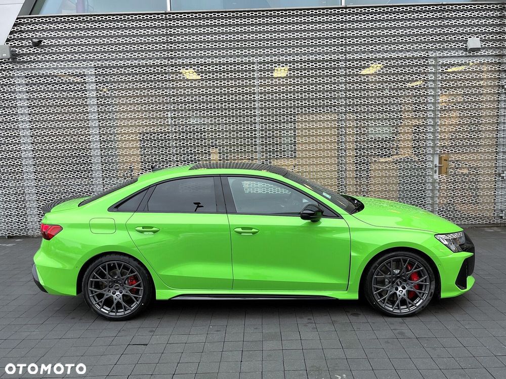 Audi RS3 Limousine - 9