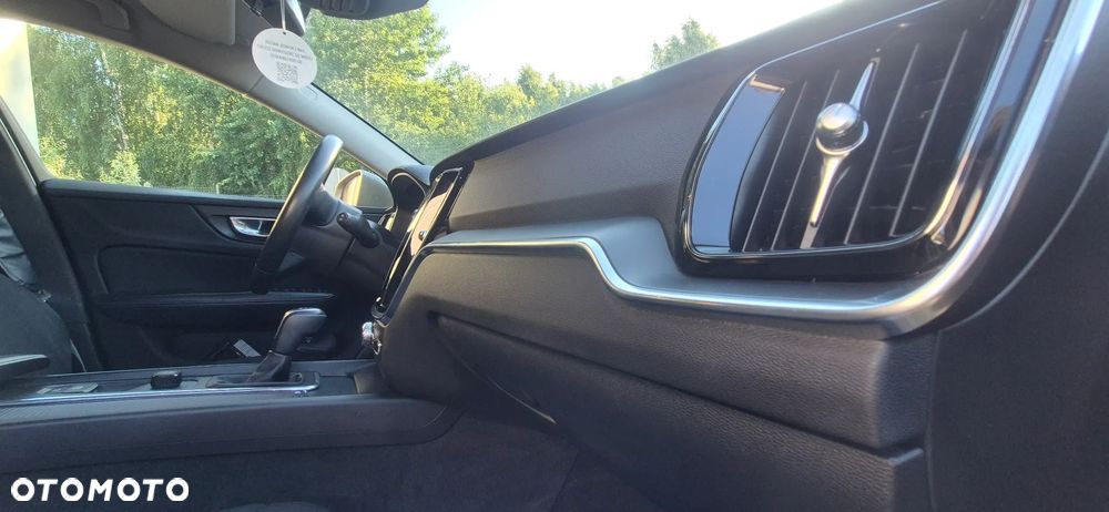 Volvo V60 D3 Momentum - 27
