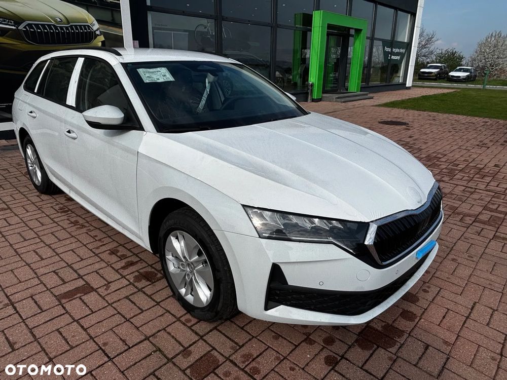 Skoda Octavia 1.5 TSI mHEV Drive Essence DSG - 8