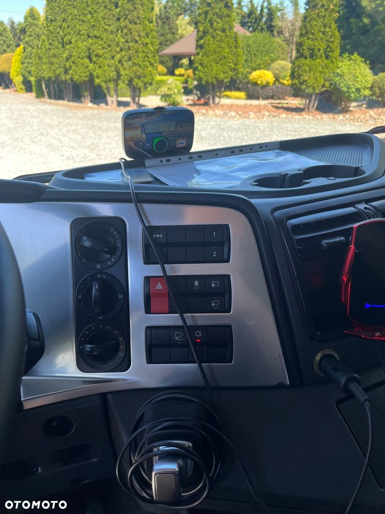 Mercedes-Benz Atego - 8