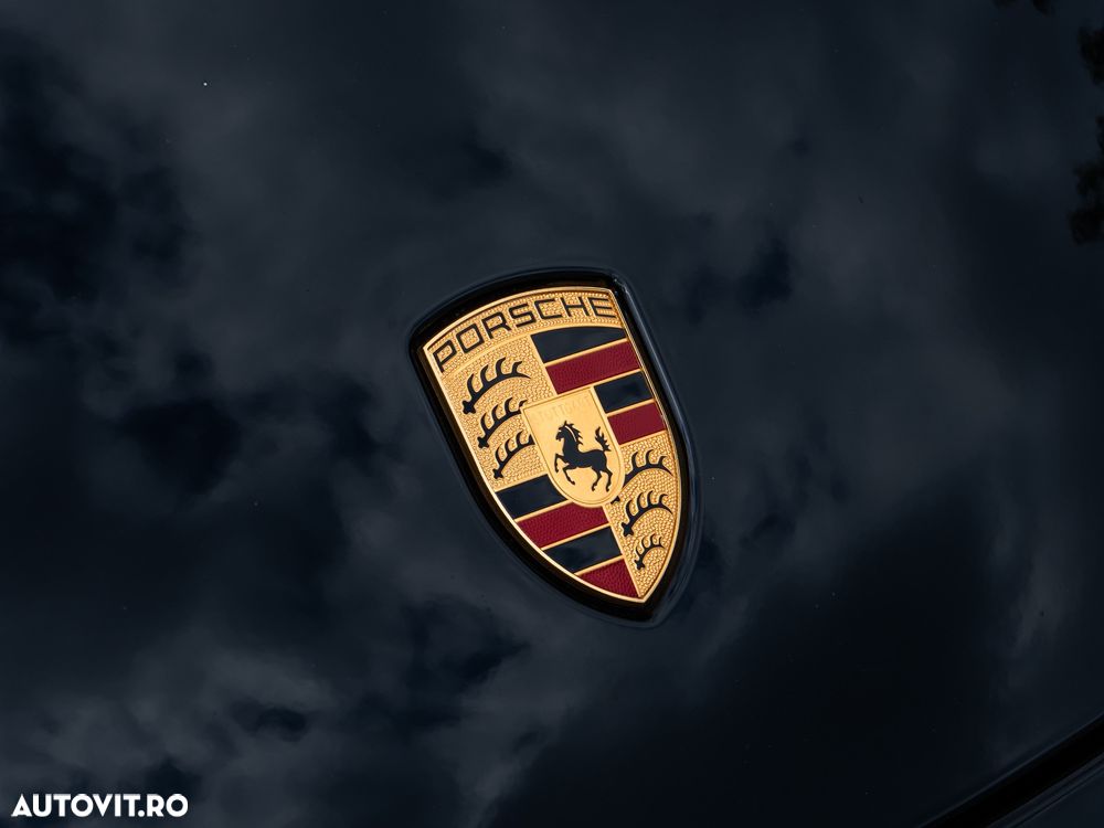 Porsche 911 - 24