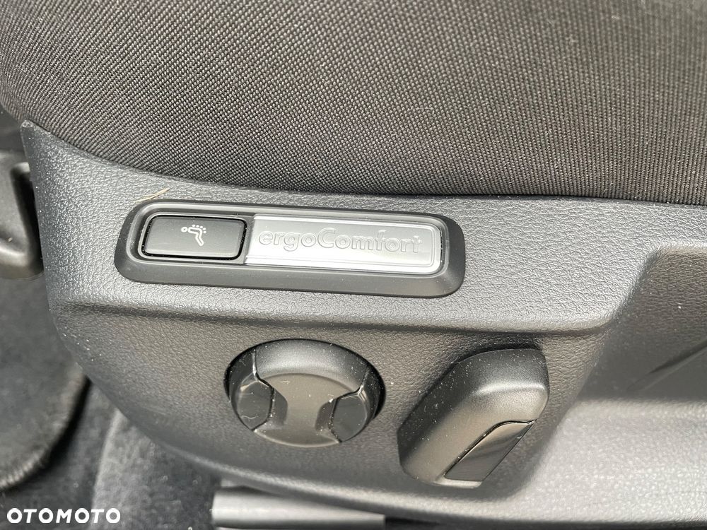 Volkswagen Passat 2.0 TDI BMT Comfortline - 9