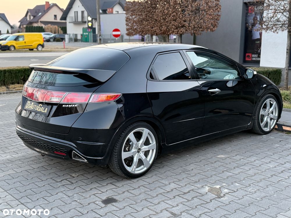 Honda Civic 1.8 Sport - 10