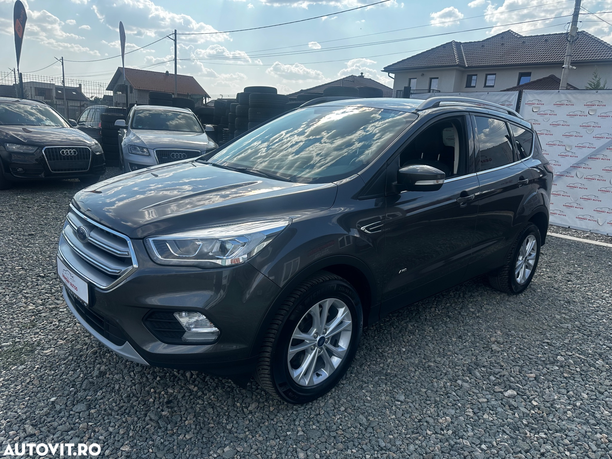 Ford Kuga 2.0 EcoBlue Aut. 4x4 TITANIUM - 4