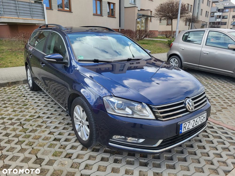 Volkswagen Passat 2.0 TDI Highline - 9