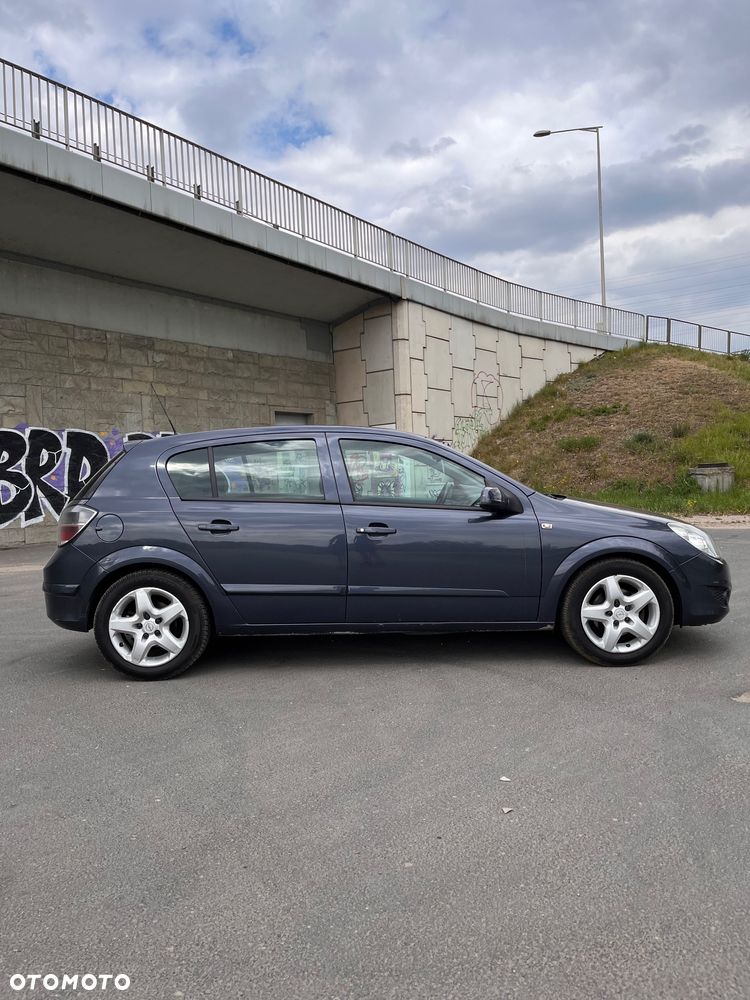 Opel Astra 1.6 Enjoy - 5