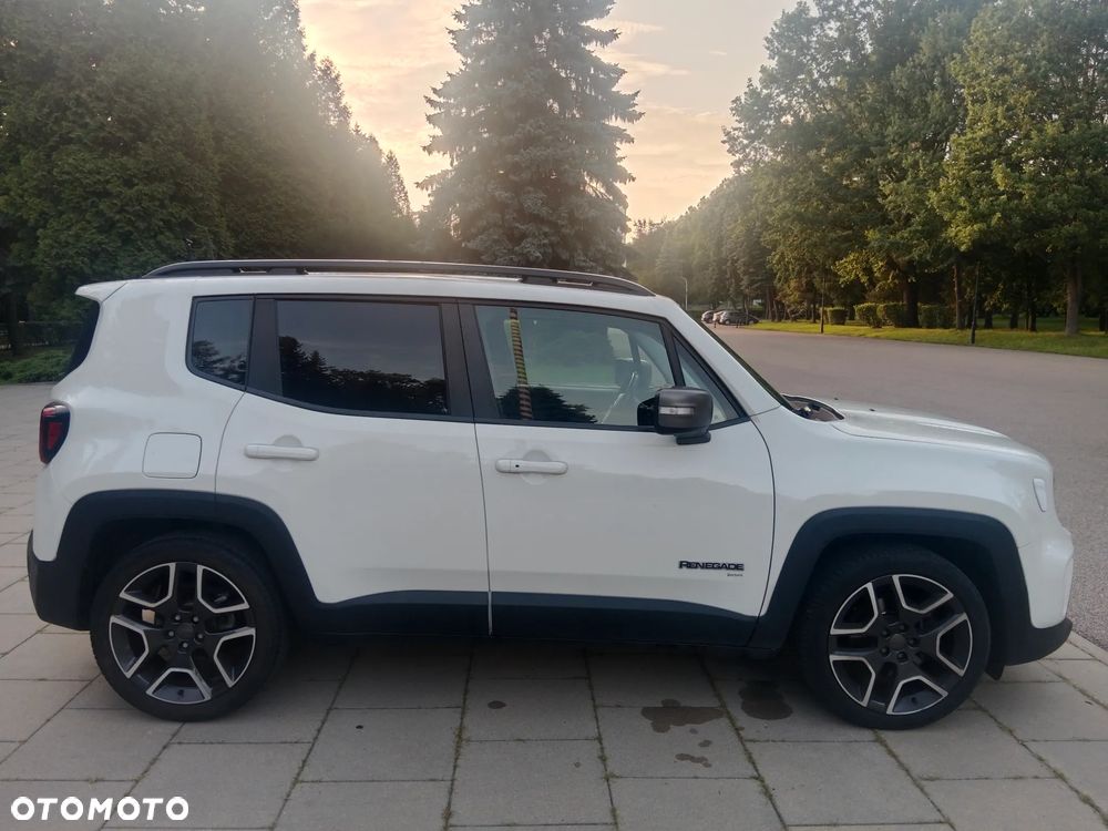 Jeep Renegade - 15