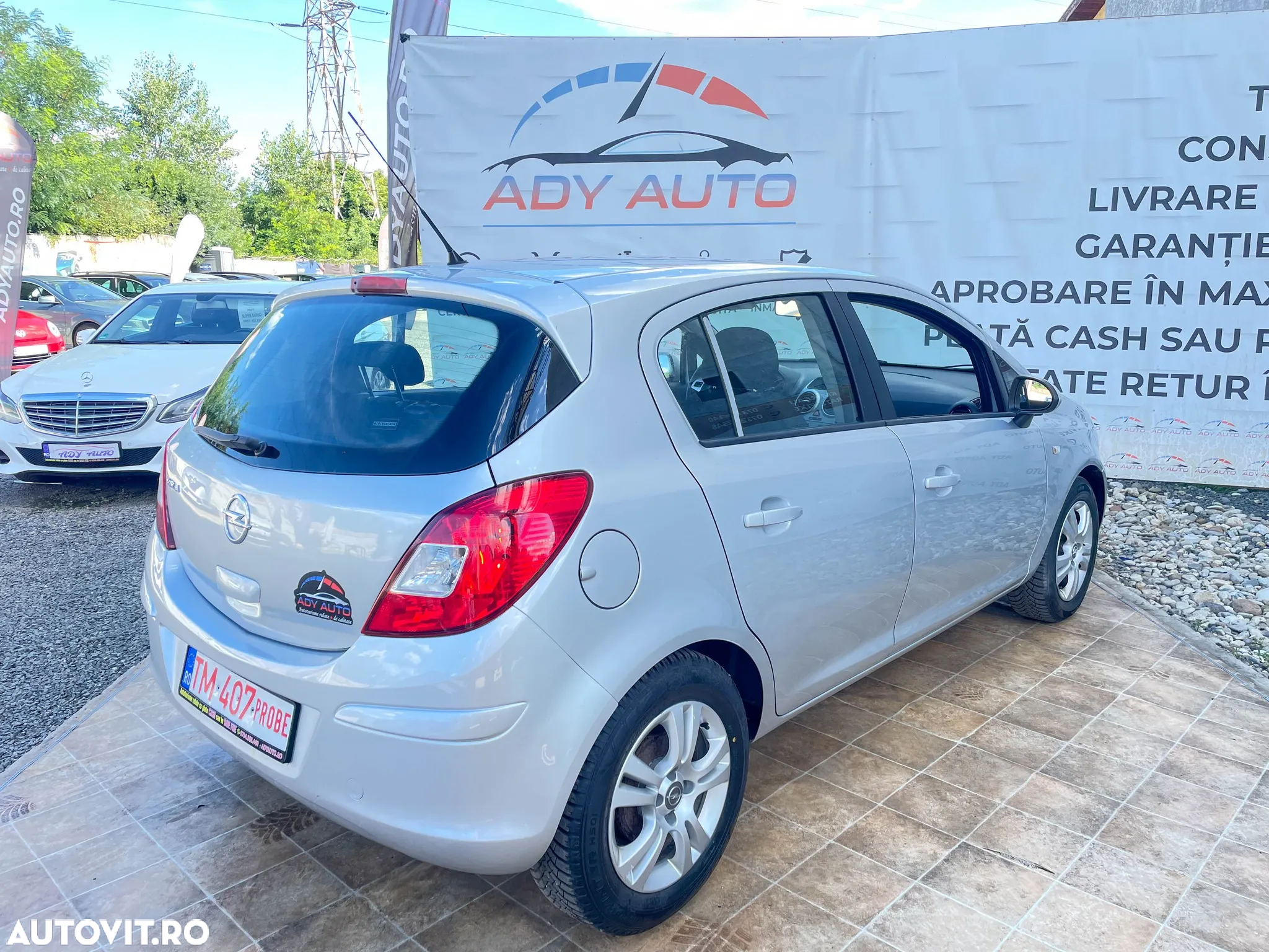 Opel Corsa 1.2 Essentia - 6