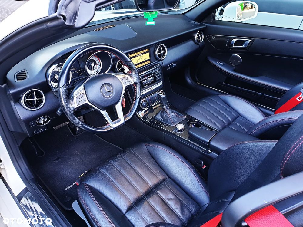 Mercedes-Benz SLK 250 (BlueEFFICIENCY) 7G-TRONIC - 10