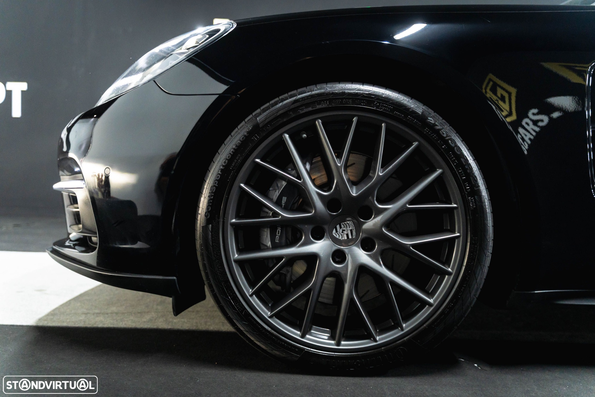Porsche Panamera Sport Turismo 4 E-Hybrid 10 Years Edition - 3