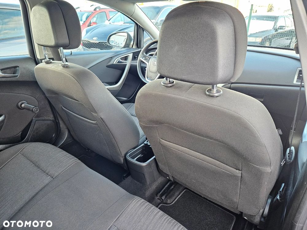 Opel Astra 1.4 Turbo - 10