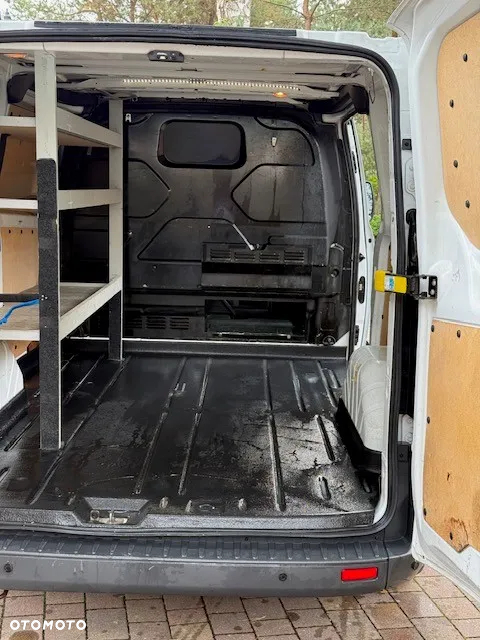 Ford TRANSIT CUSTOM - 6