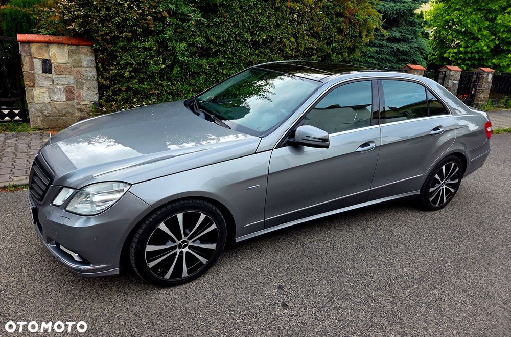 Mercedes-Benz Klasa E 350 CDI BlueEff Elegance - 1