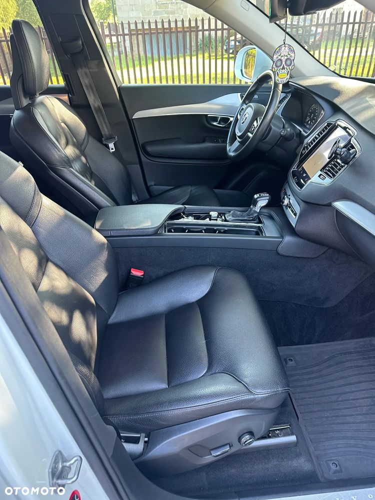 Volvo XC 90 D5 AWD Momentum - 20
