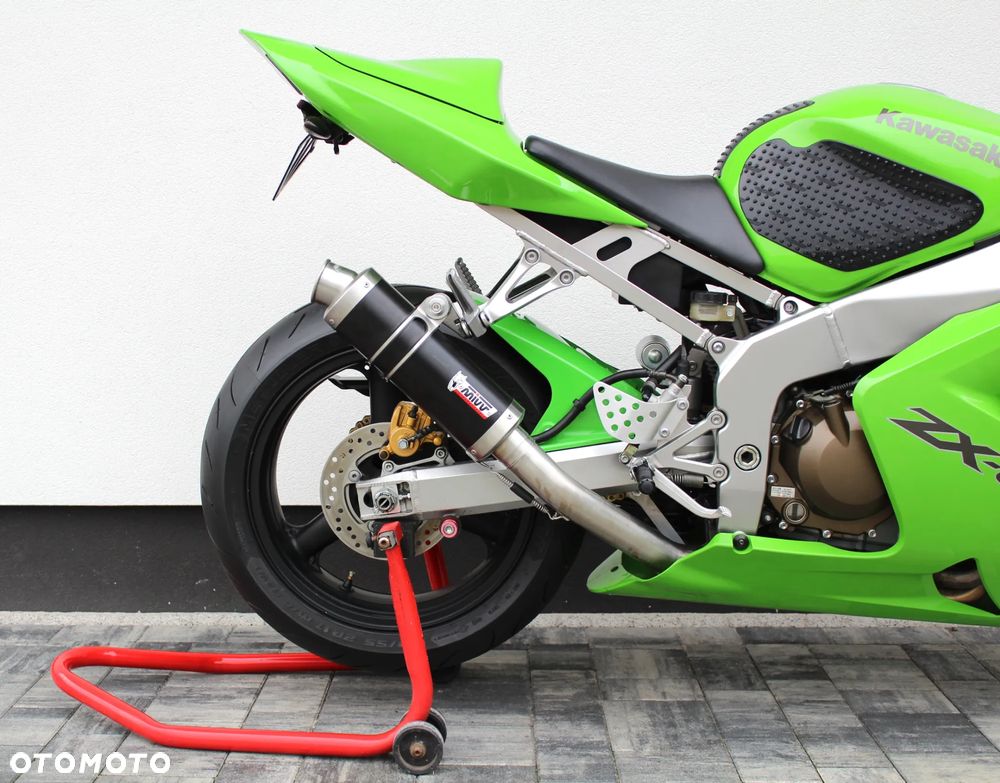 Kawasaki ZXR - 8