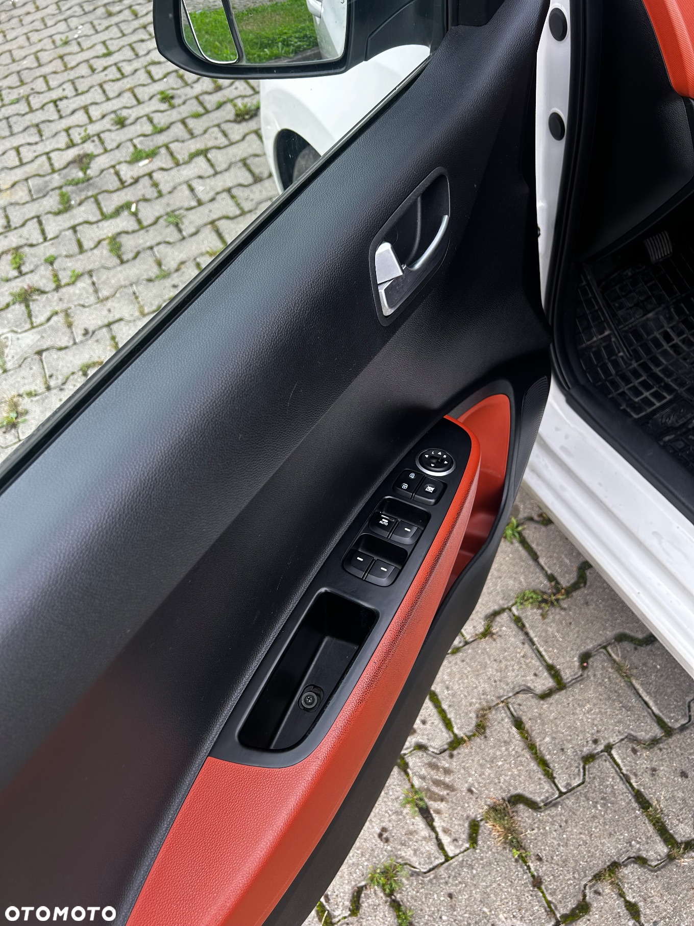 Hyundai i10 - 10