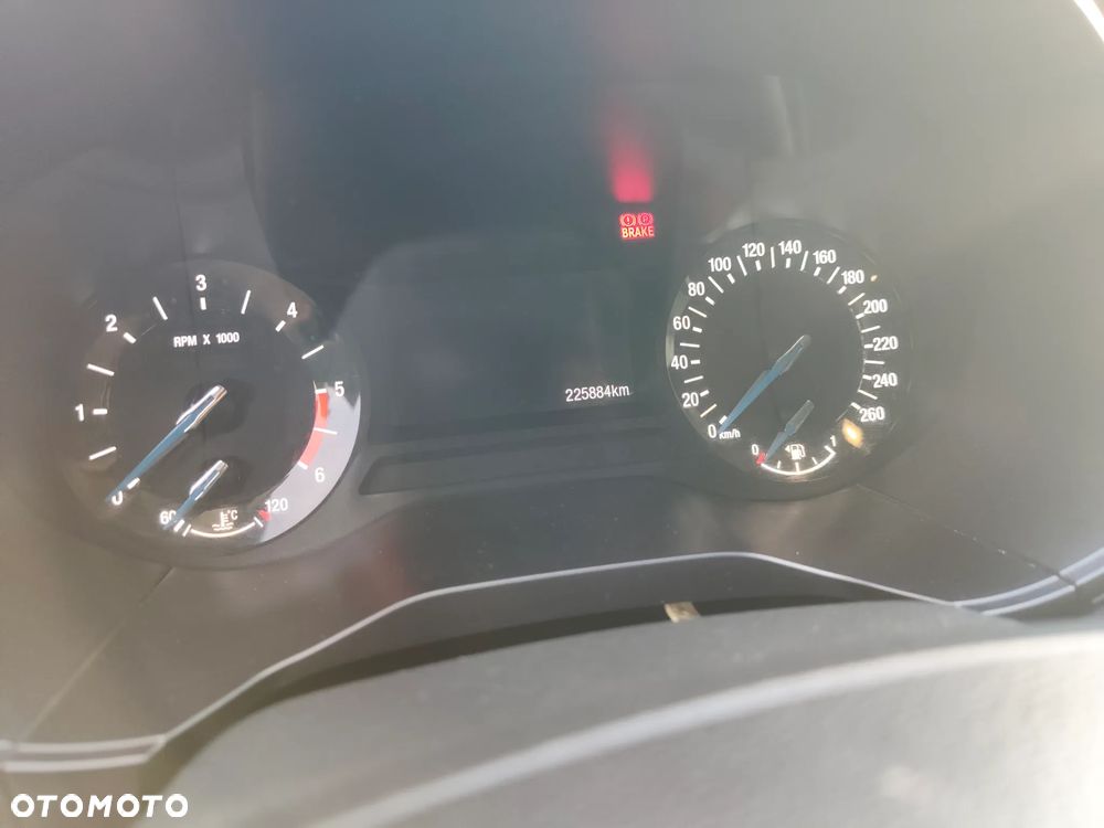 Ford S-Max - 17