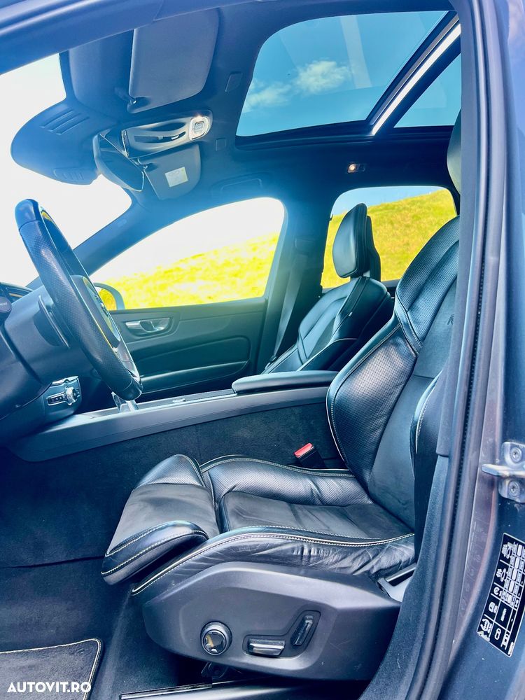 Volvo XC 60 T8 Twin Engine AWD R-Design - 9
