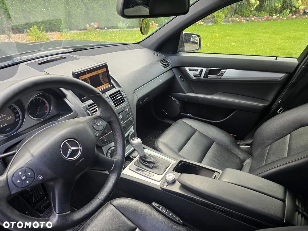 Mercedes-Benz C-Class 2008 photo 5
