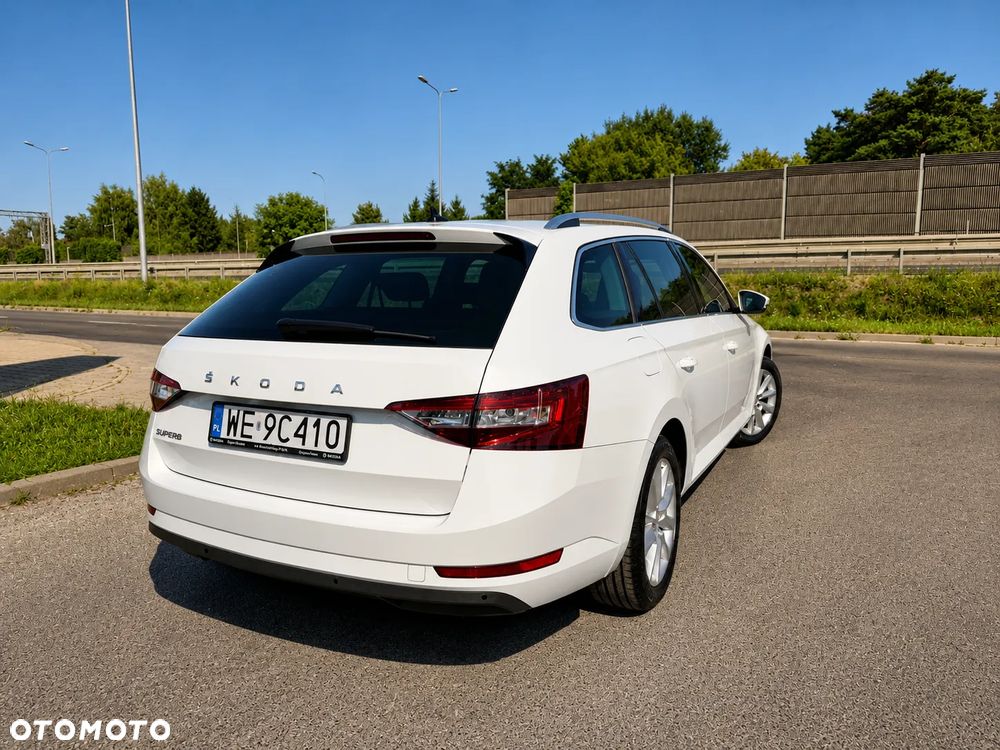 Skoda Superb 2.0 TDI SCR Ambition - 5