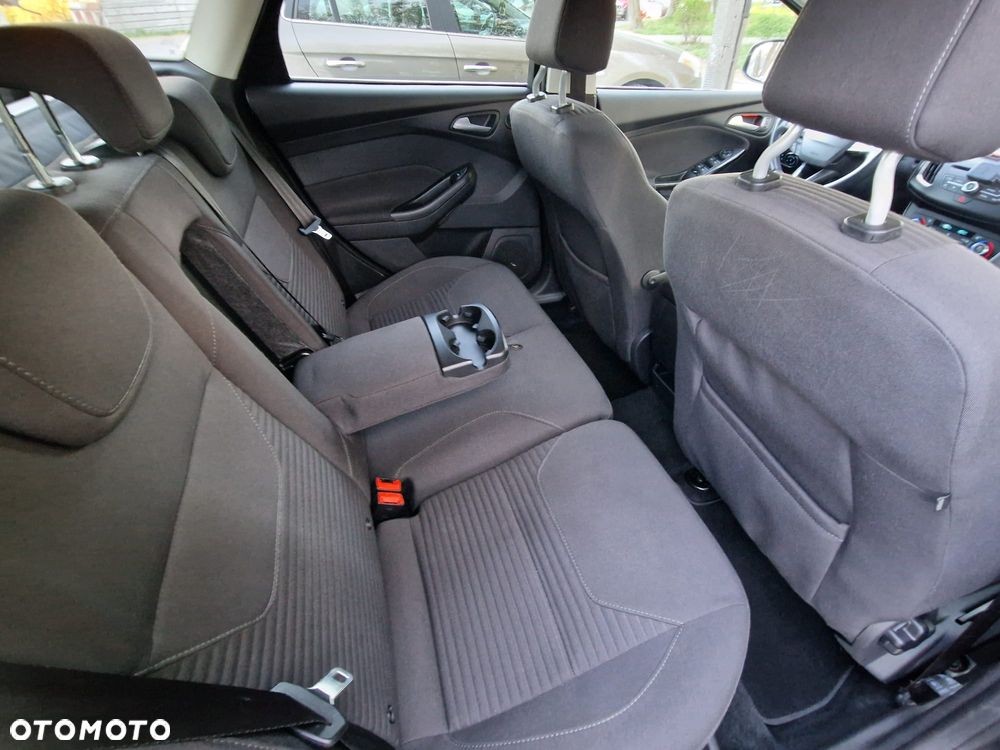 Ford Focus SW 2.0 TDCi Titanium ASS - 15
