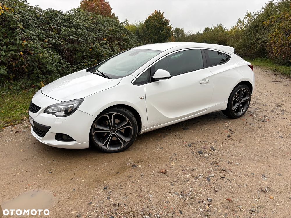 Opel Astra IV GTC 2.0 CDTI Sport S&S - 4
