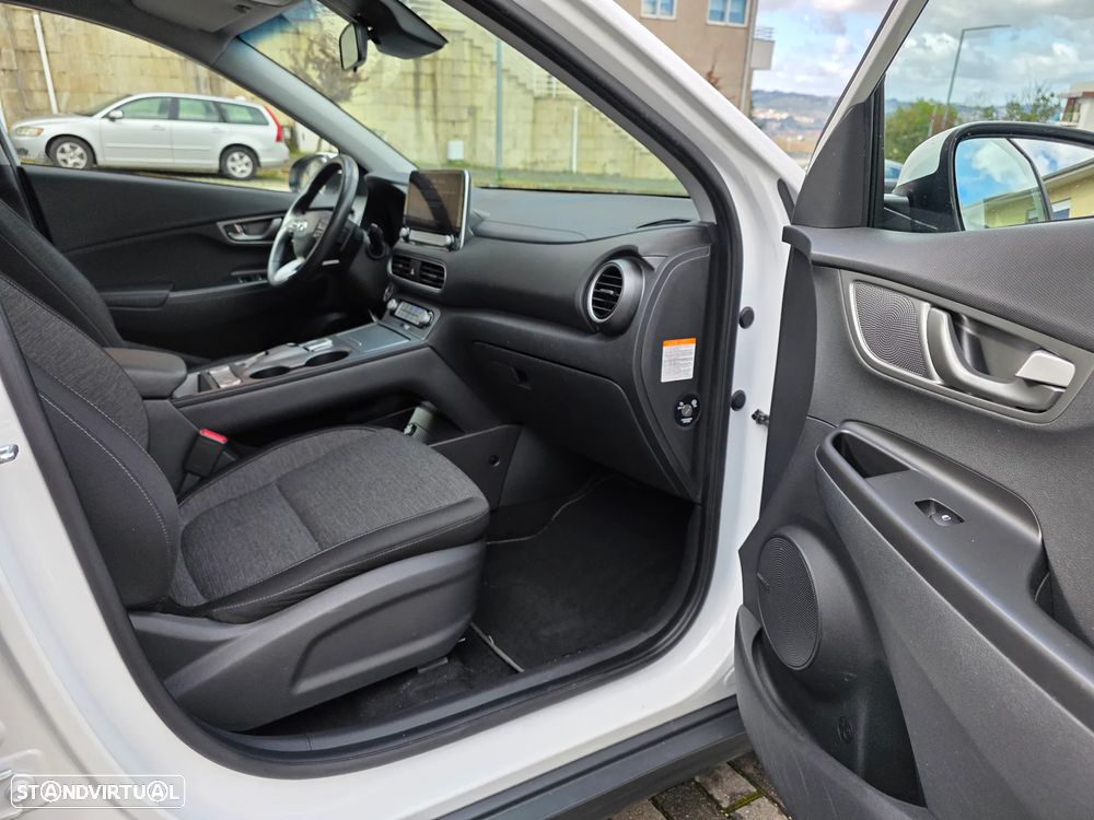 Hyundai Kauai Premium - 13