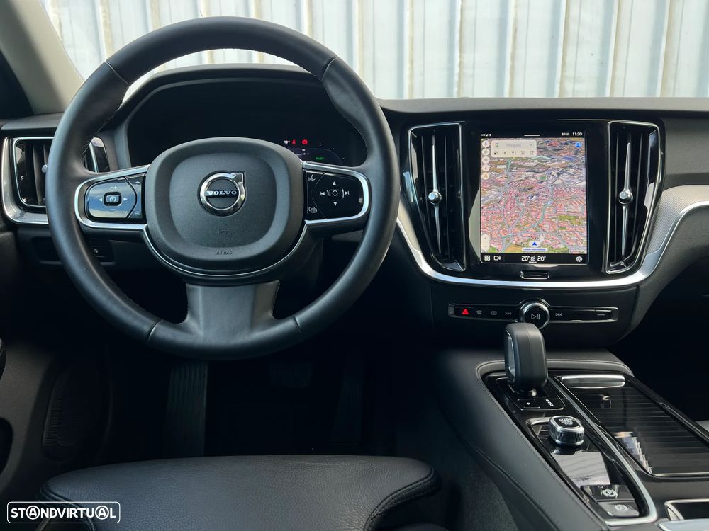 Volvo V60 2.0 T6 AWD TE Plus Dark - 25