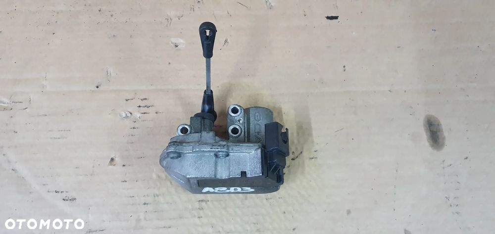 Nastawnik klap kolektora Audi A8 D3 4.2 TDI 059129086D - 3