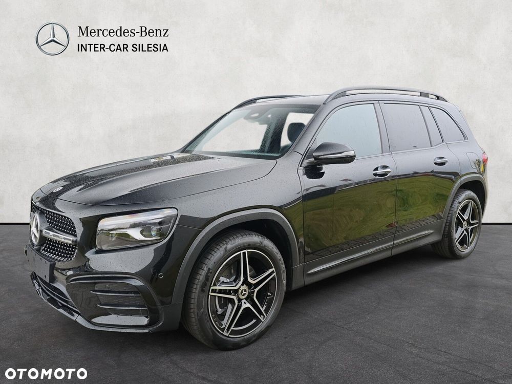 Mercedes-Benz GLB - 1