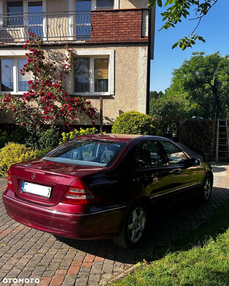 Mercedes-Benz Klasa C 200 CDI Elegance - 2