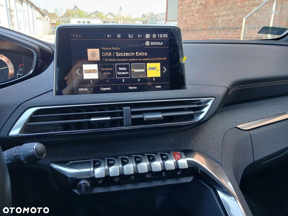 Peugeot 5008 1.6 PureTech GT Line S&S EAT8 - 19