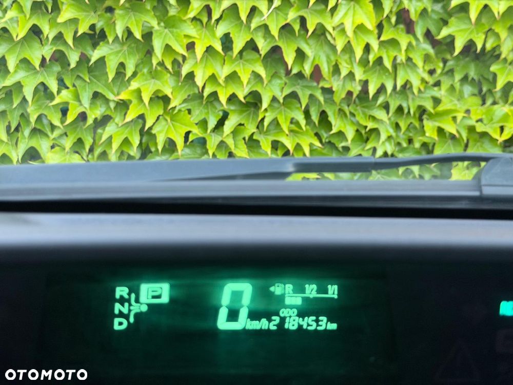 Toyota Prius - 8