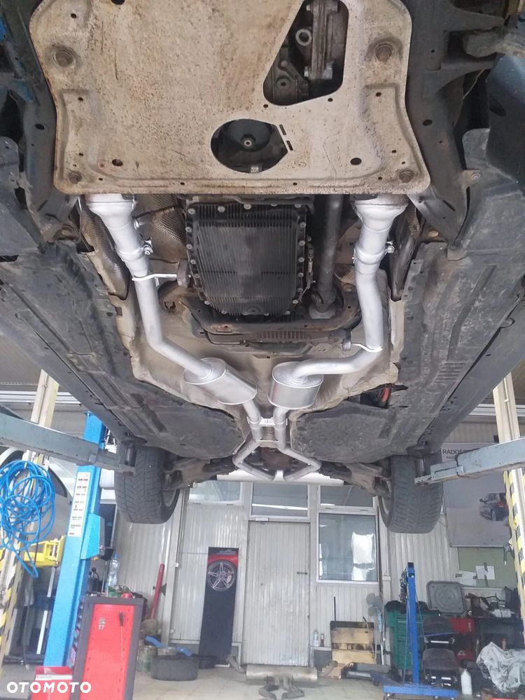 BMW X5 4.8i xDrive - 14