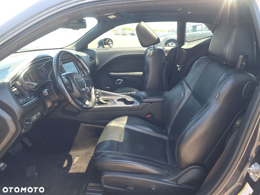 Dodge Challenger 3.6 SXT Plus - 8