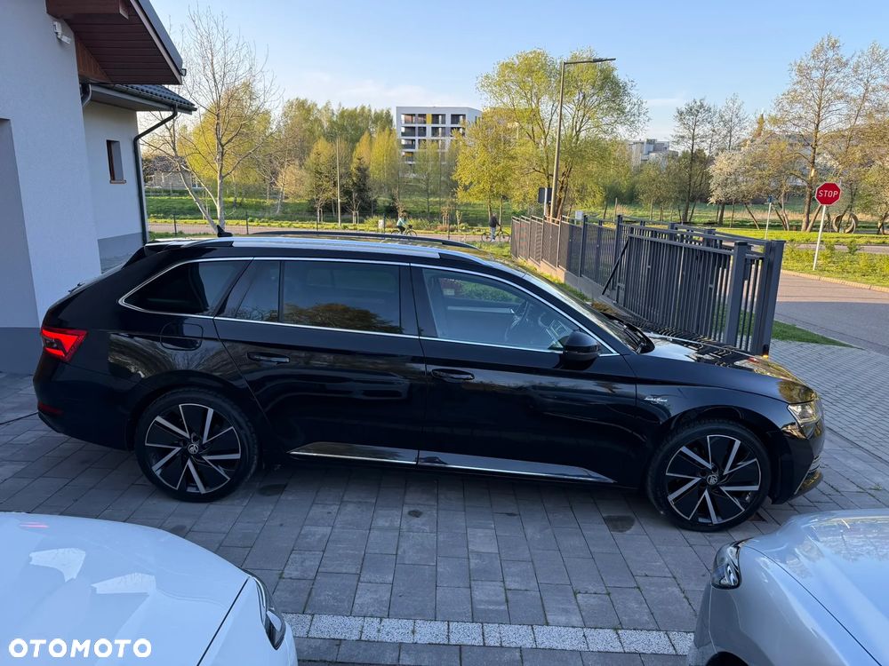 Skoda Superb 2.0 TSI 4x4 L&K DSG - 2