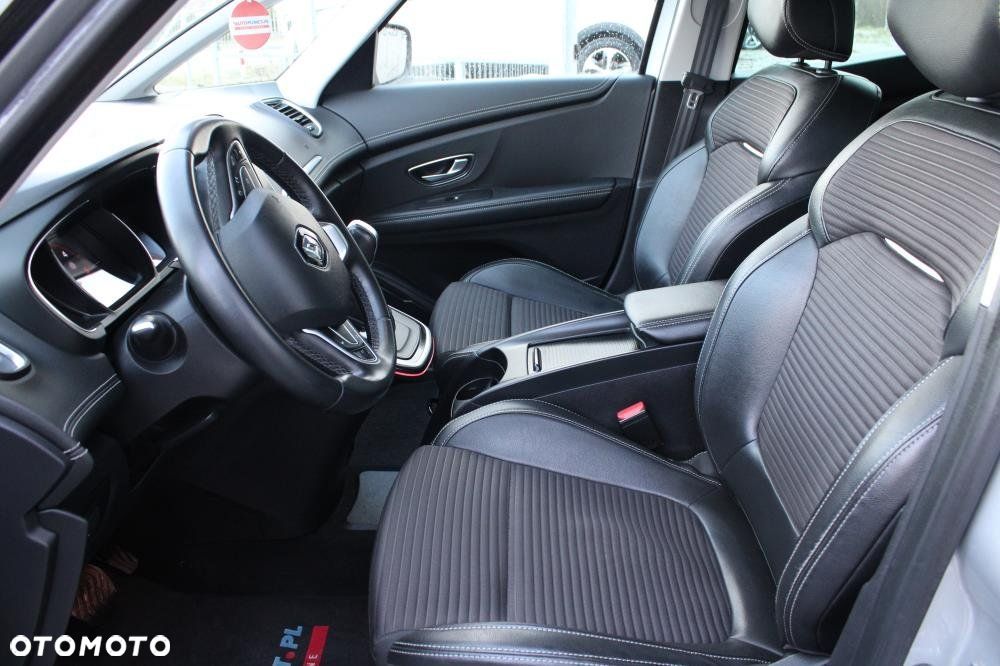 Renault Grand Scenic - 9