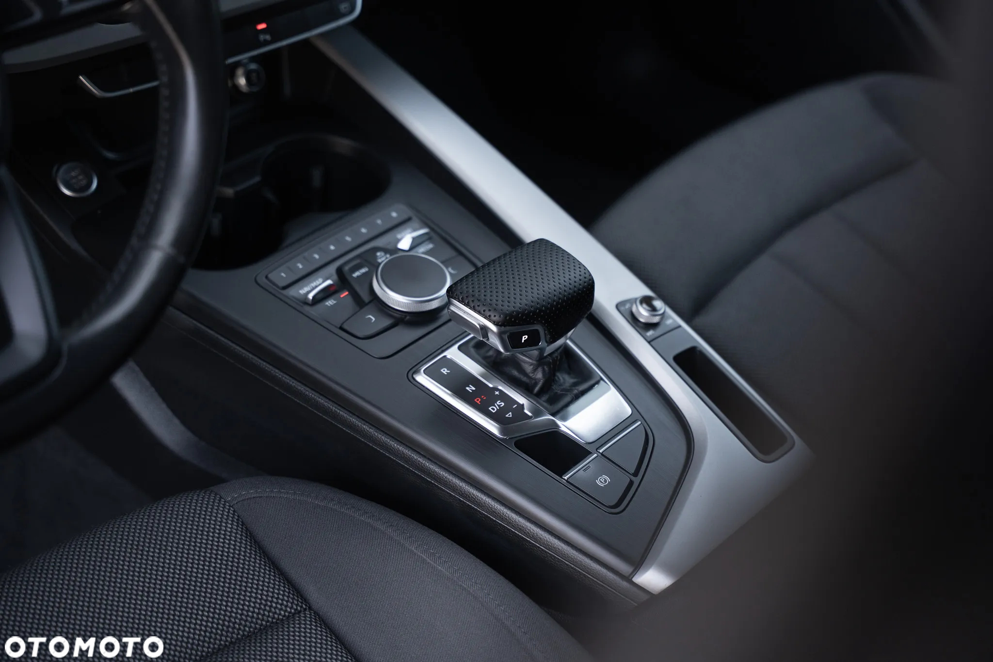 Audi A4 Avant 35 TDI S tronic - 28