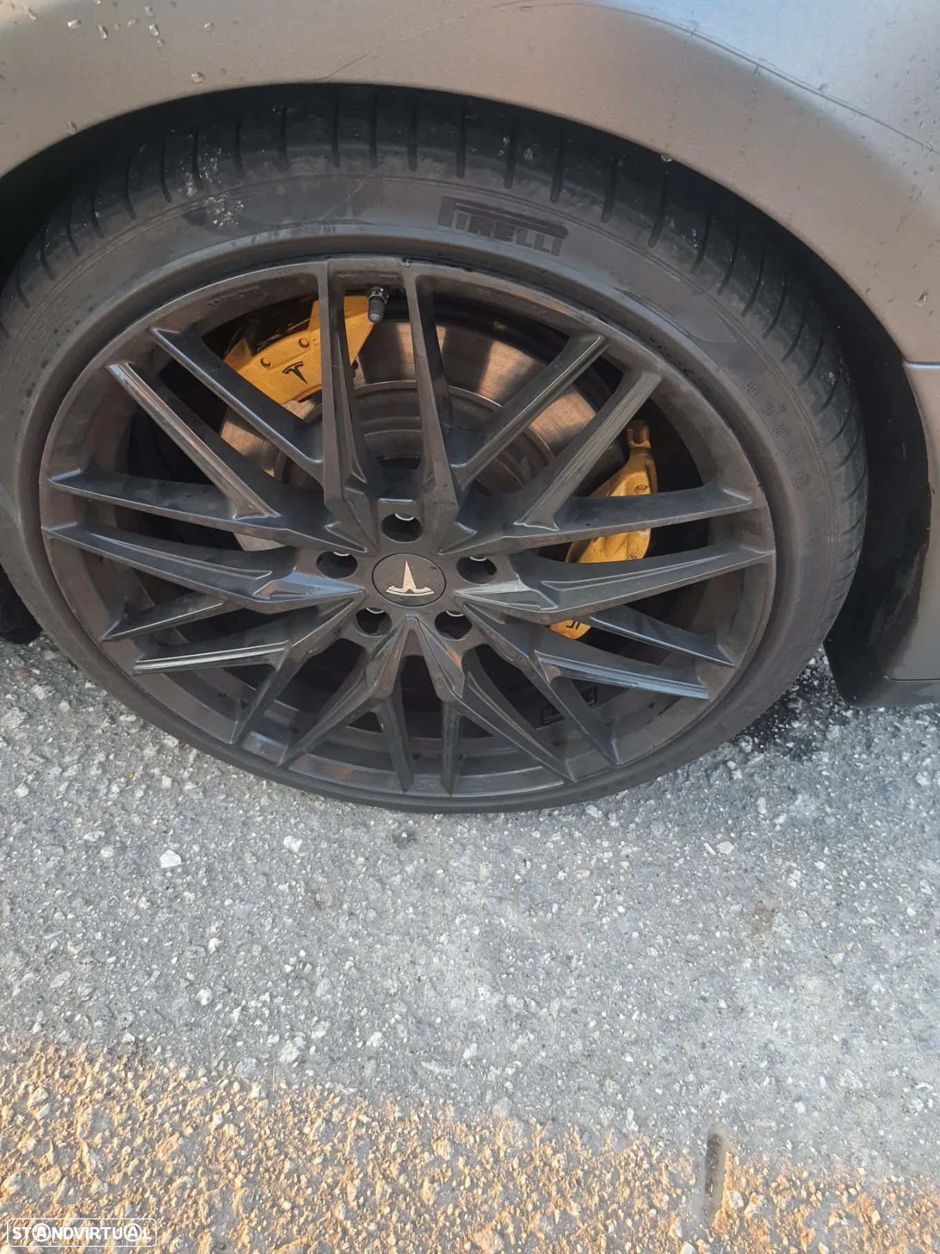 Tesla Model S 85D - 14