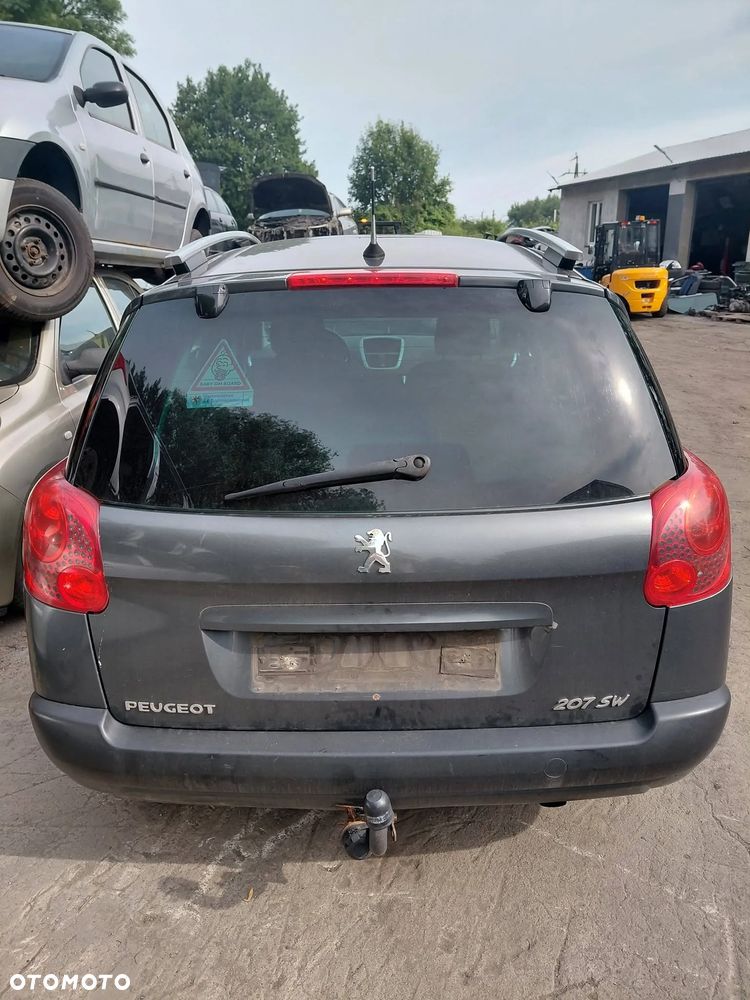 Na części: Peugeot 207  Rok 2007 Pojemność 1598 Moc 88 kw Benzyna - 5